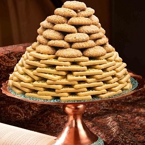 نان کنجدی و حاجی بادام